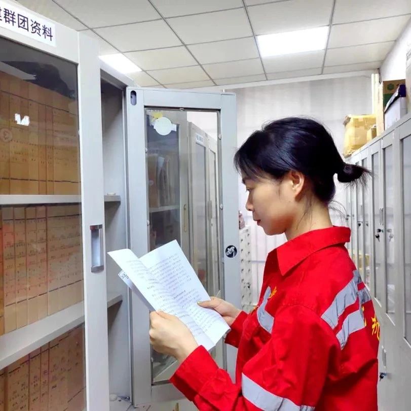 【宜化榜樣】化機公司李丹：提升素質(zhì)強技能，勇于奉獻顯擔當